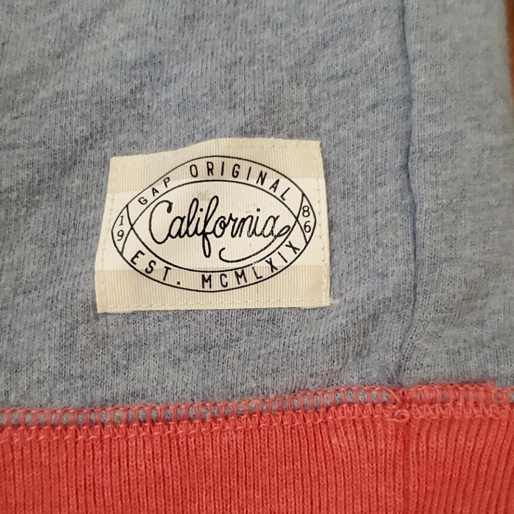 Sweater - Picture 3 of 3